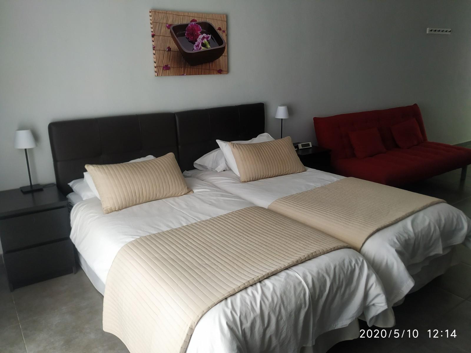 Apartamentos El Patio Los Llanos De Aridane Luaran gambar