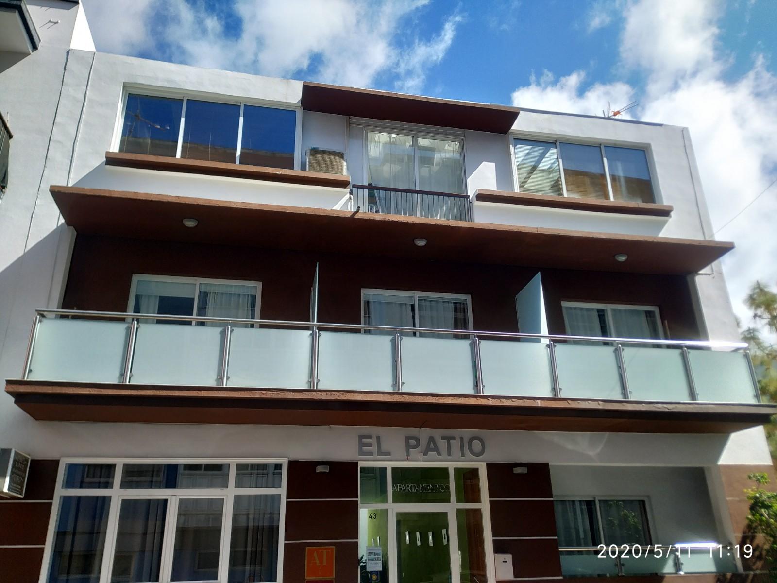 Apartamentos El Patio Los Llanos De Aridane Luaran gambar