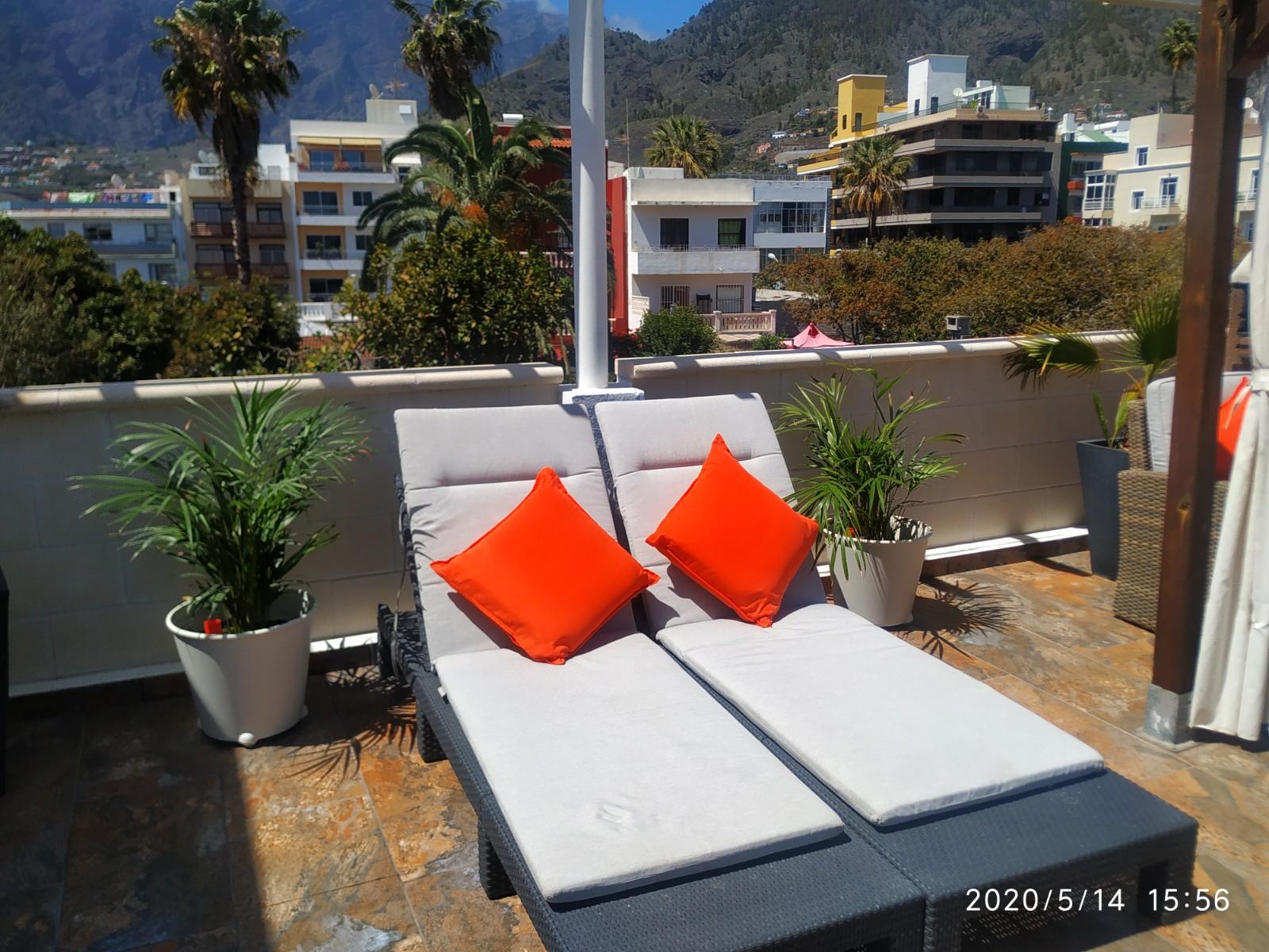 Apartamentos El Patio Los Llanos De Aridane Luaran gambar