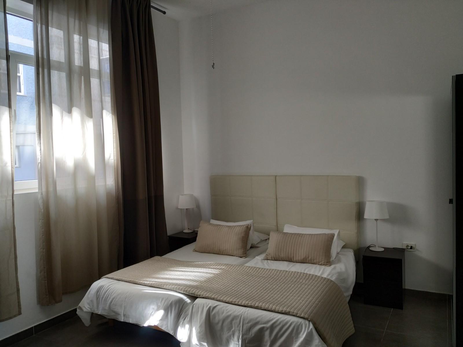 Apartamentos El Patio Los Llanos De Aridane Luaran gambar