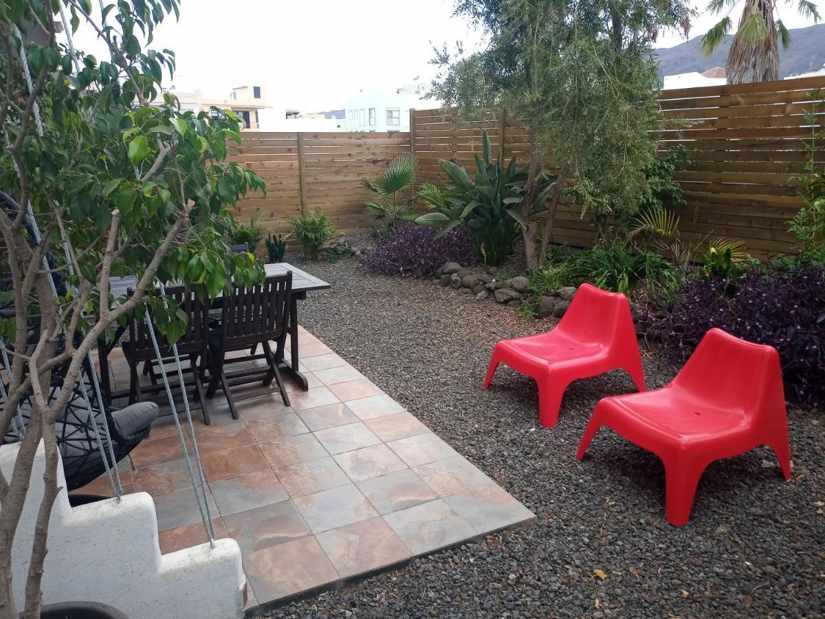 Apartamentos El Patio Los Llanos De Aridane Luaran gambar