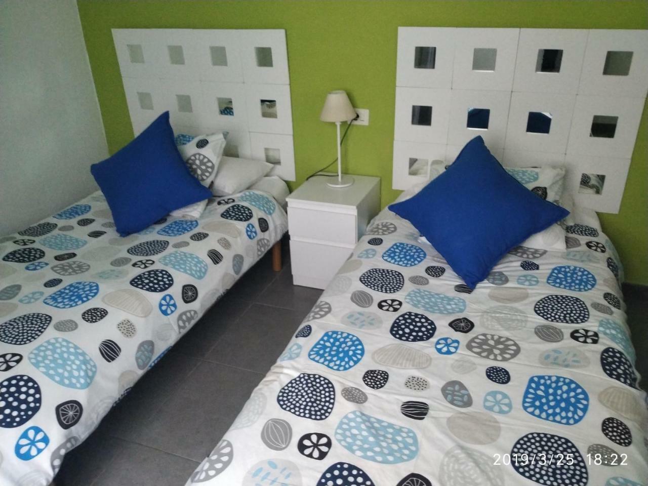 Apartamentos El Patio Los Llanos De Aridane Luaran gambar