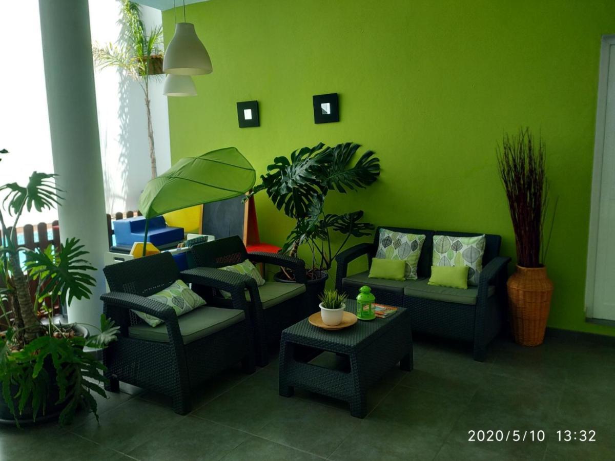 Apartamentos El Patio Los Llanos De Aridane Luaran gambar