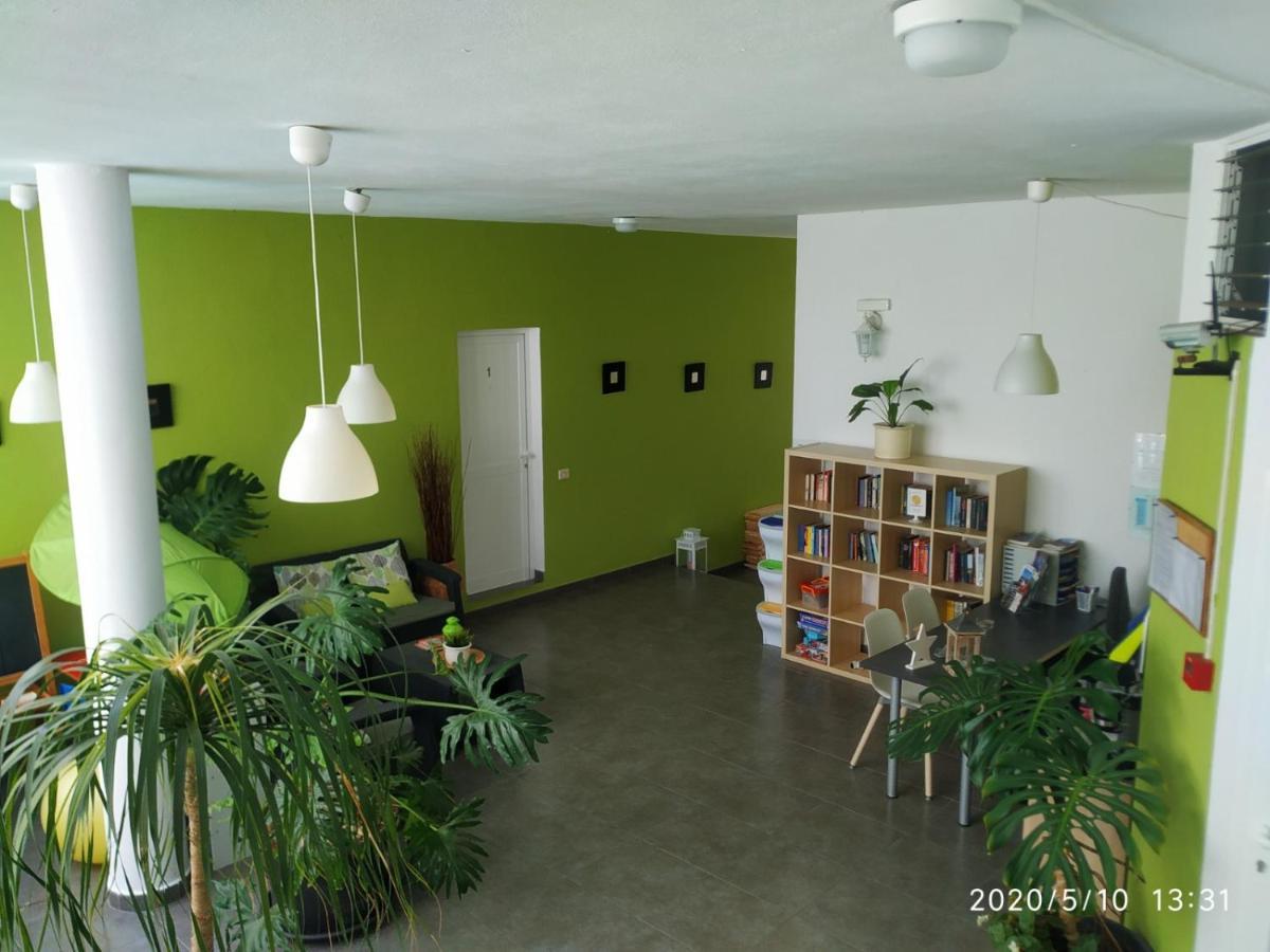 Apartamentos El Patio Los Llanos De Aridane Luaran gambar