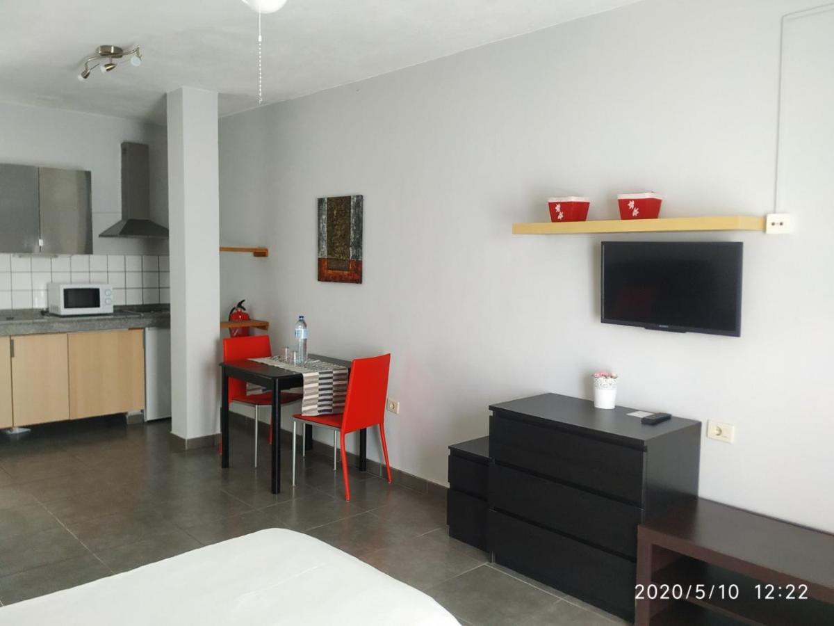 Apartamentos El Patio Los Llanos De Aridane Luaran gambar