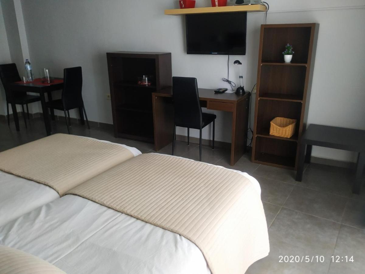 Apartamentos El Patio Los Llanos De Aridane Luaran gambar